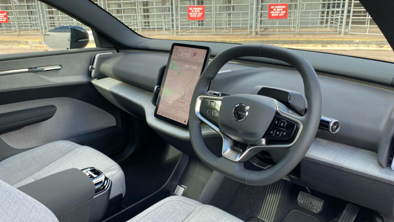 Volvo EX30 200kW SM Extended Range Ultra 69kWh 5dr Auto Electric Estate